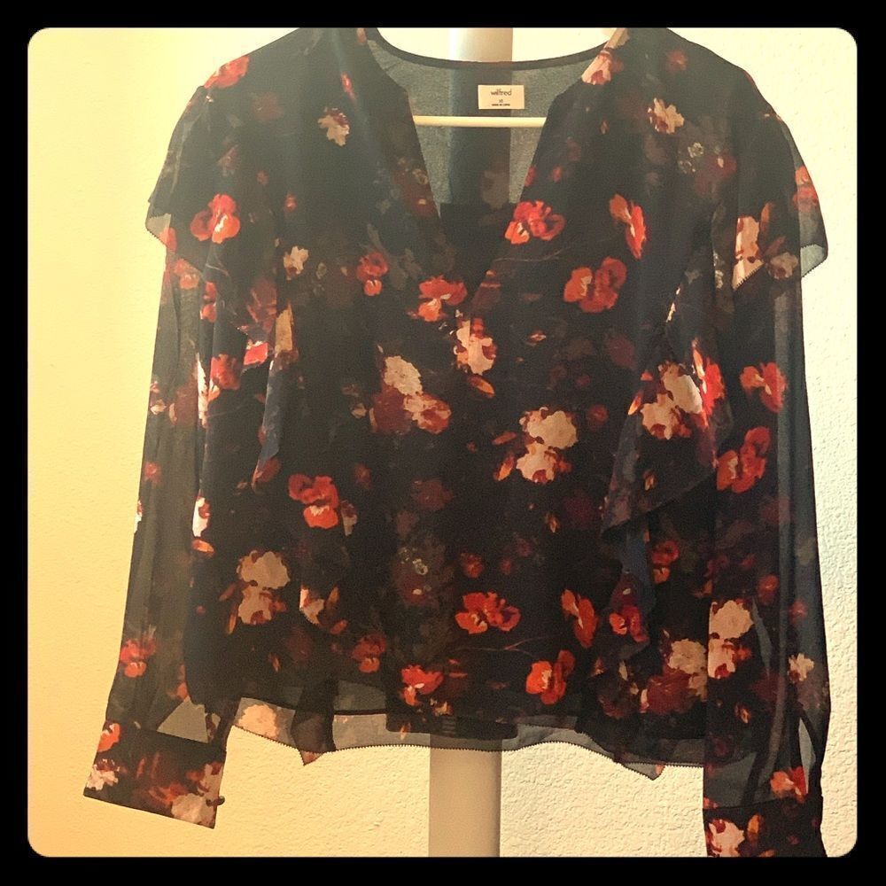 Aritzia Wilfred blouse XS